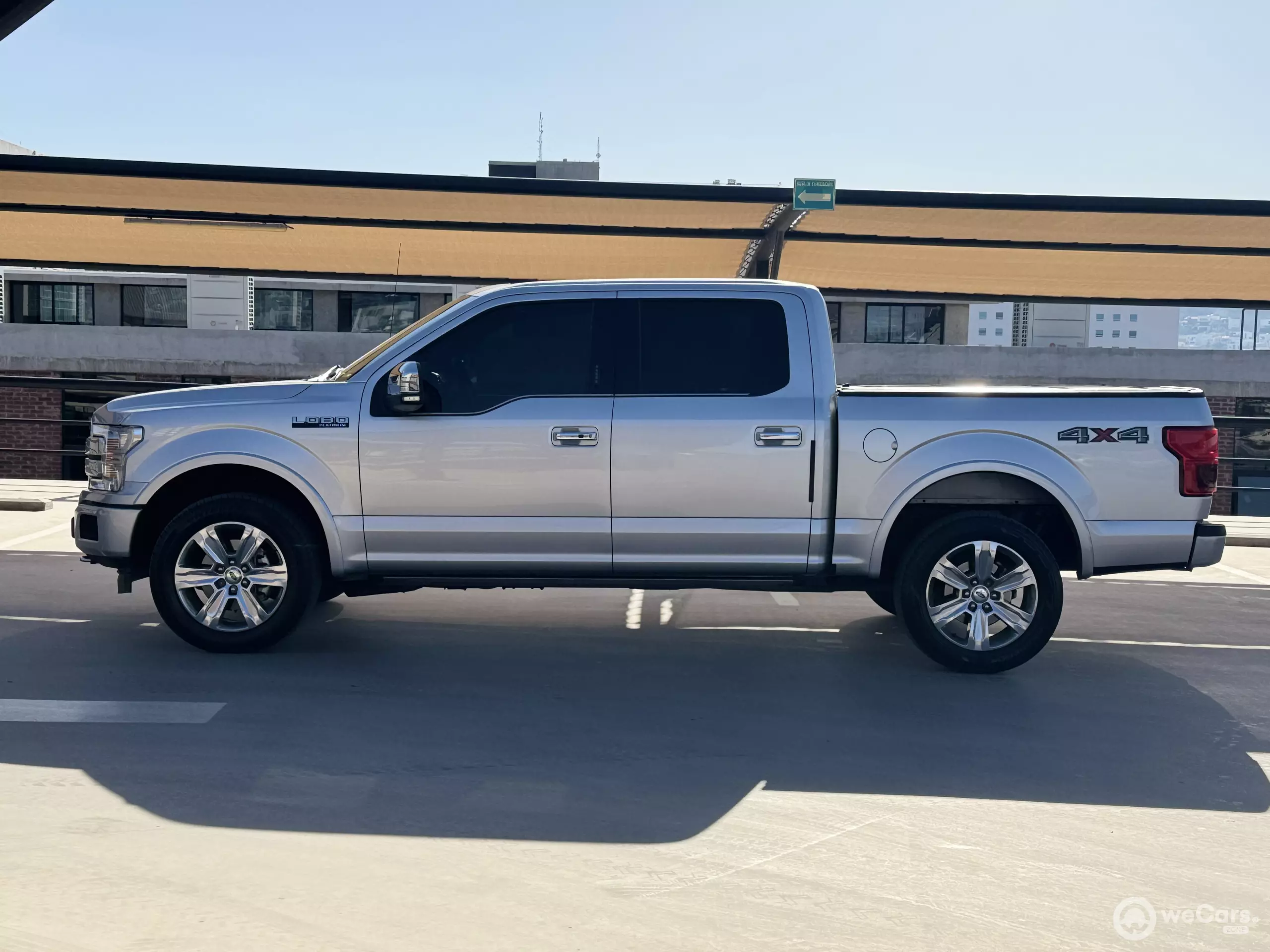 Ford Lobo Pick-Up