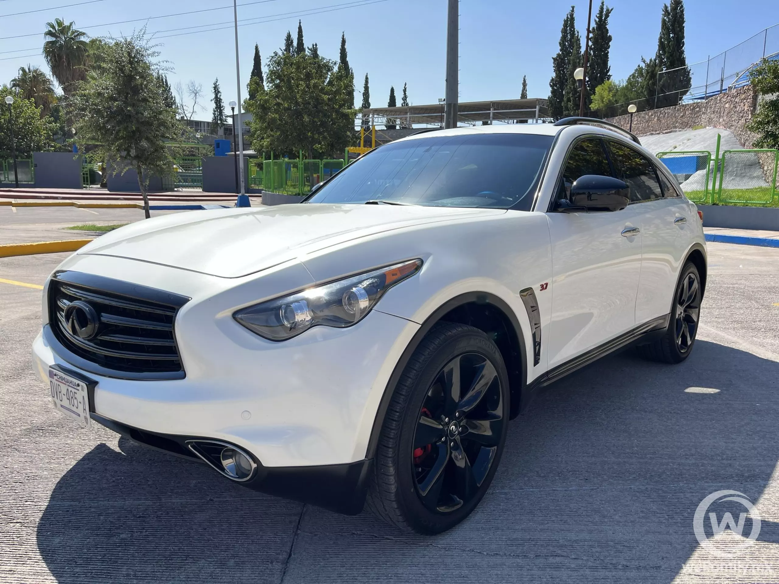 Infiniti QX70 VUD