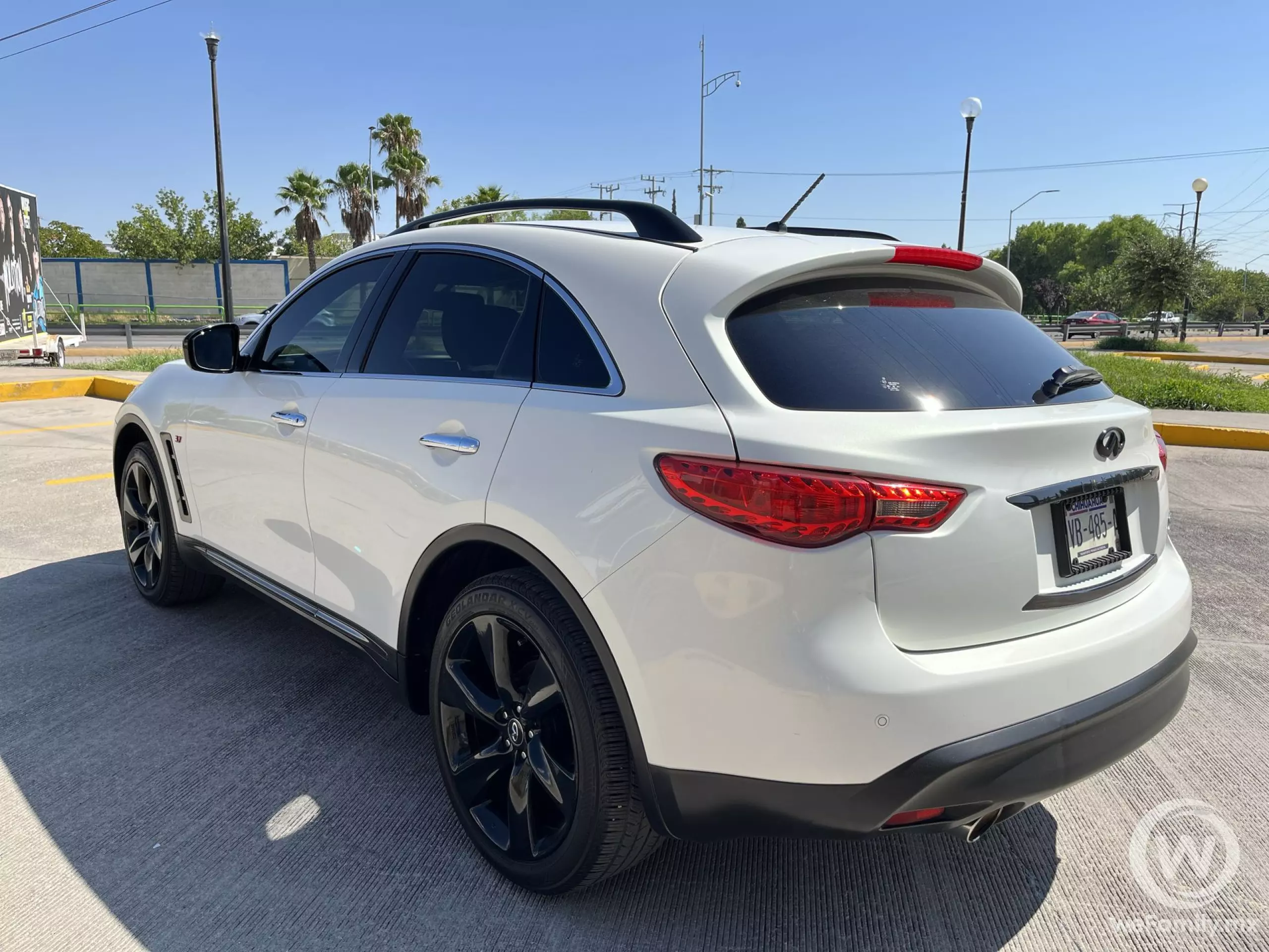 Infiniti QX70 VUD