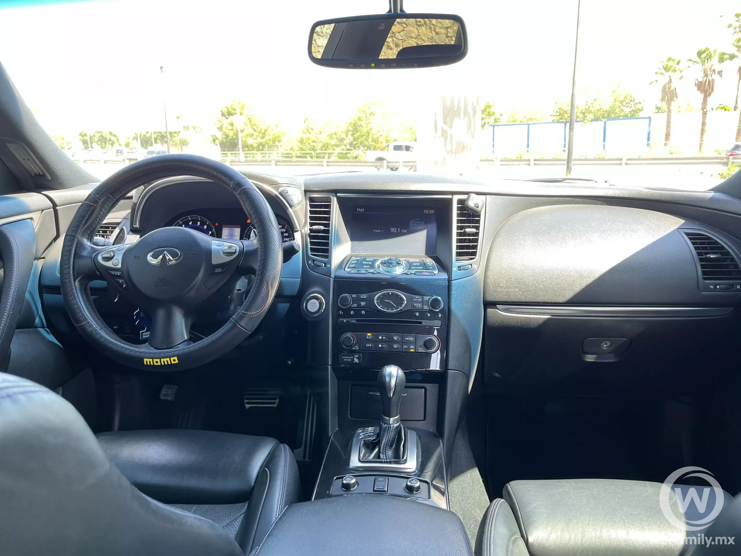 Infiniti QX70 VUD