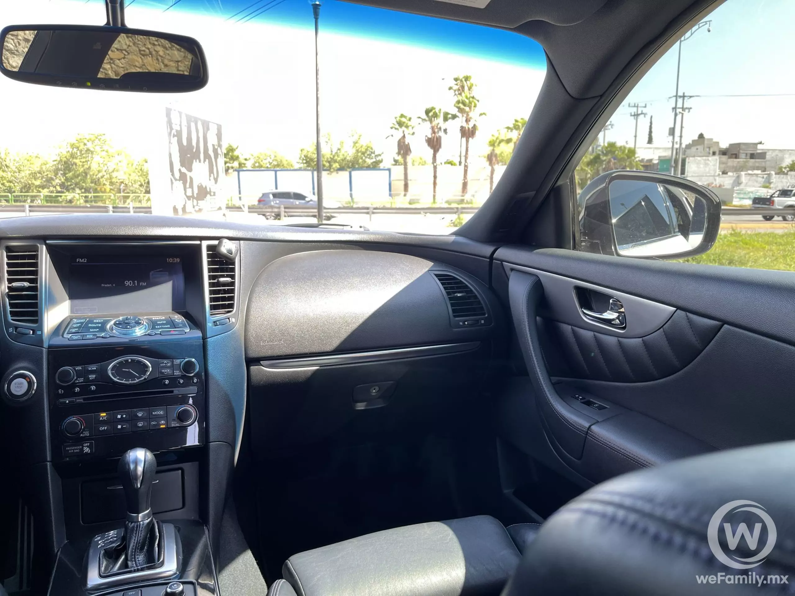 Infiniti QX70 VUD