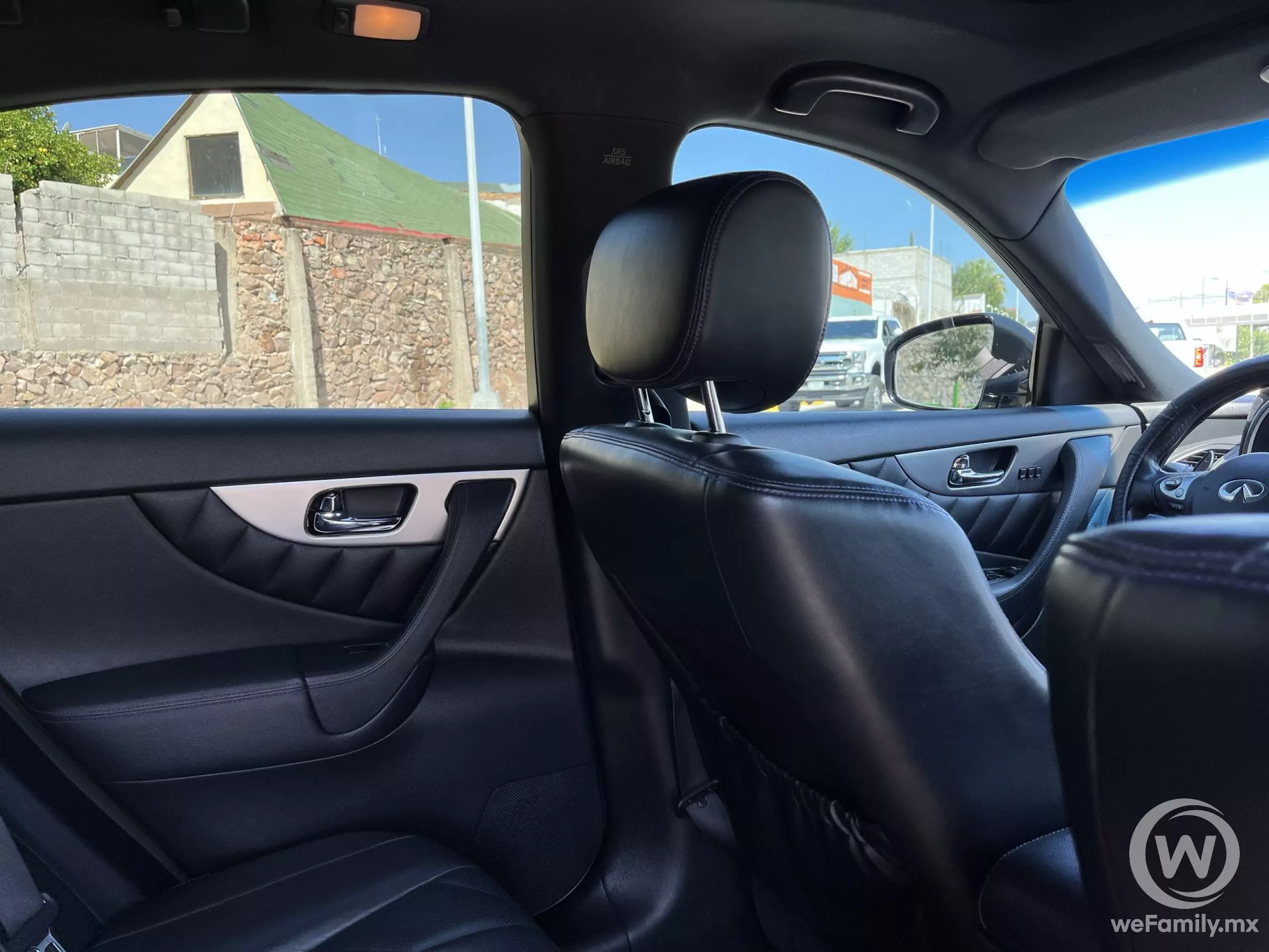Infiniti QX70 VUD
